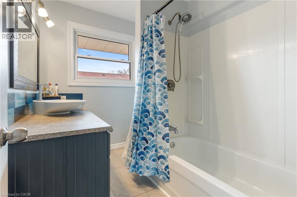 122 Sweetbriar Drive, Kitchener, Ontario N2M 4S6 - Photo 17 - 40821030