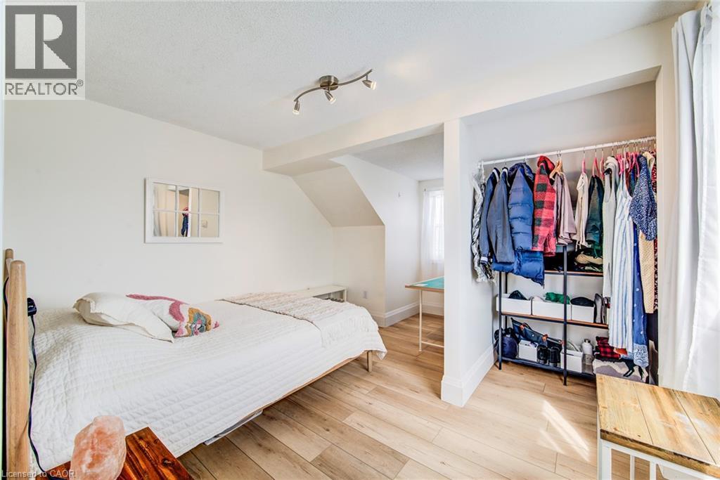 107 Ellis Avenue, Kitchener, Ontario  N2H 4G8 - Photo 30 - 40820938