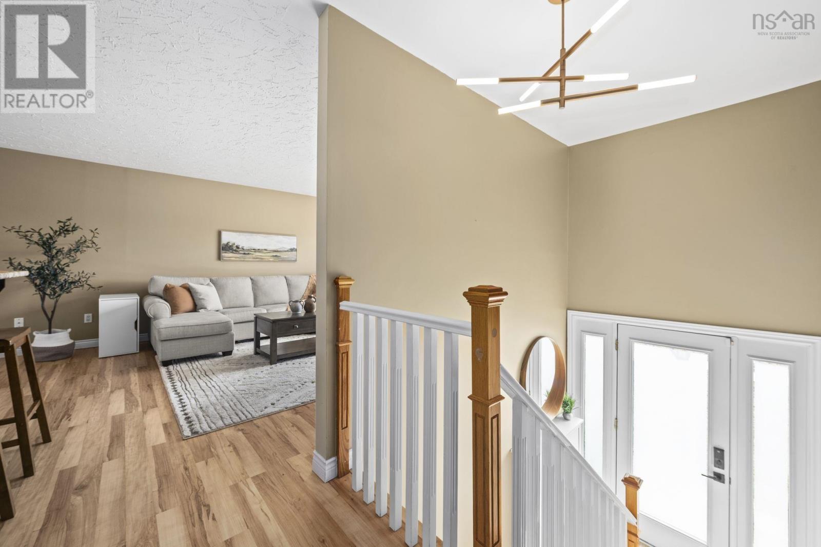 43 Woodlawn Road, Dartmouth, Nova Scotia  B2W 2R7 - Photo 2 - 202607652