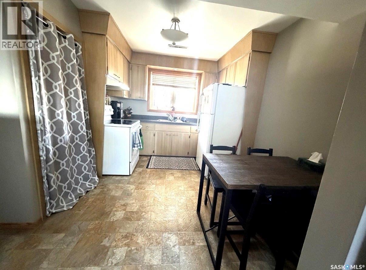 451 3rd Avenue Nw, Swift Current, Saskatchewan  S9H 0S4 - Photo 26 - SK032952
