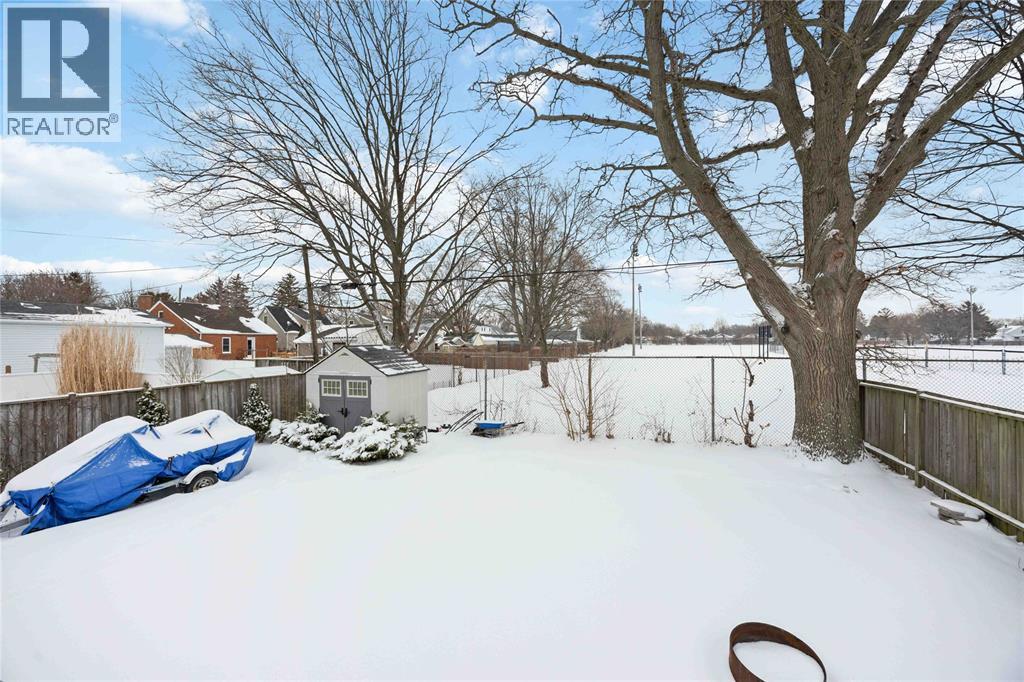 240 Gibson Street, Sarnia, Ontario  N7T 3N2 - Photo 37 - 26001651