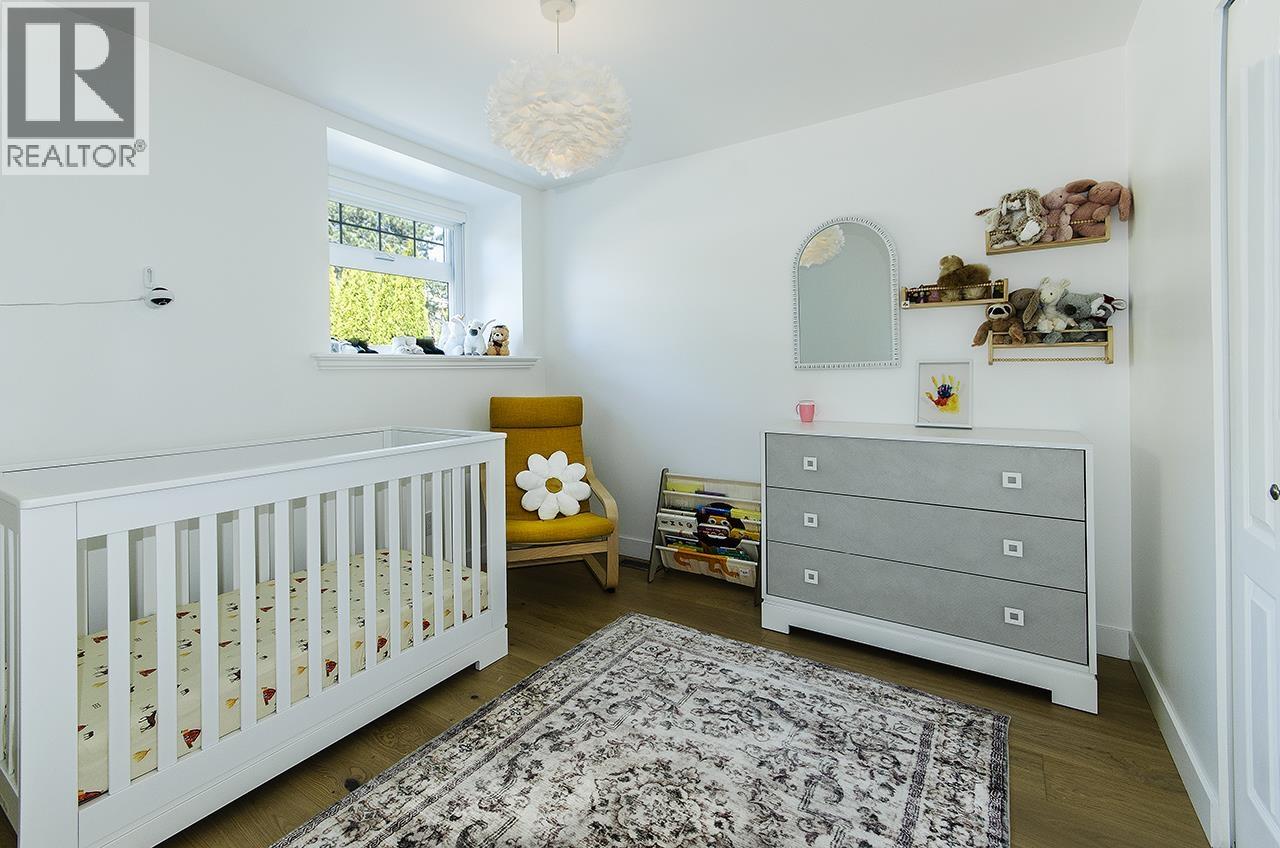 1075 Adderley Street, North Vancouver, British Columbia  V7L 1T4 - Photo 17 - R3111798