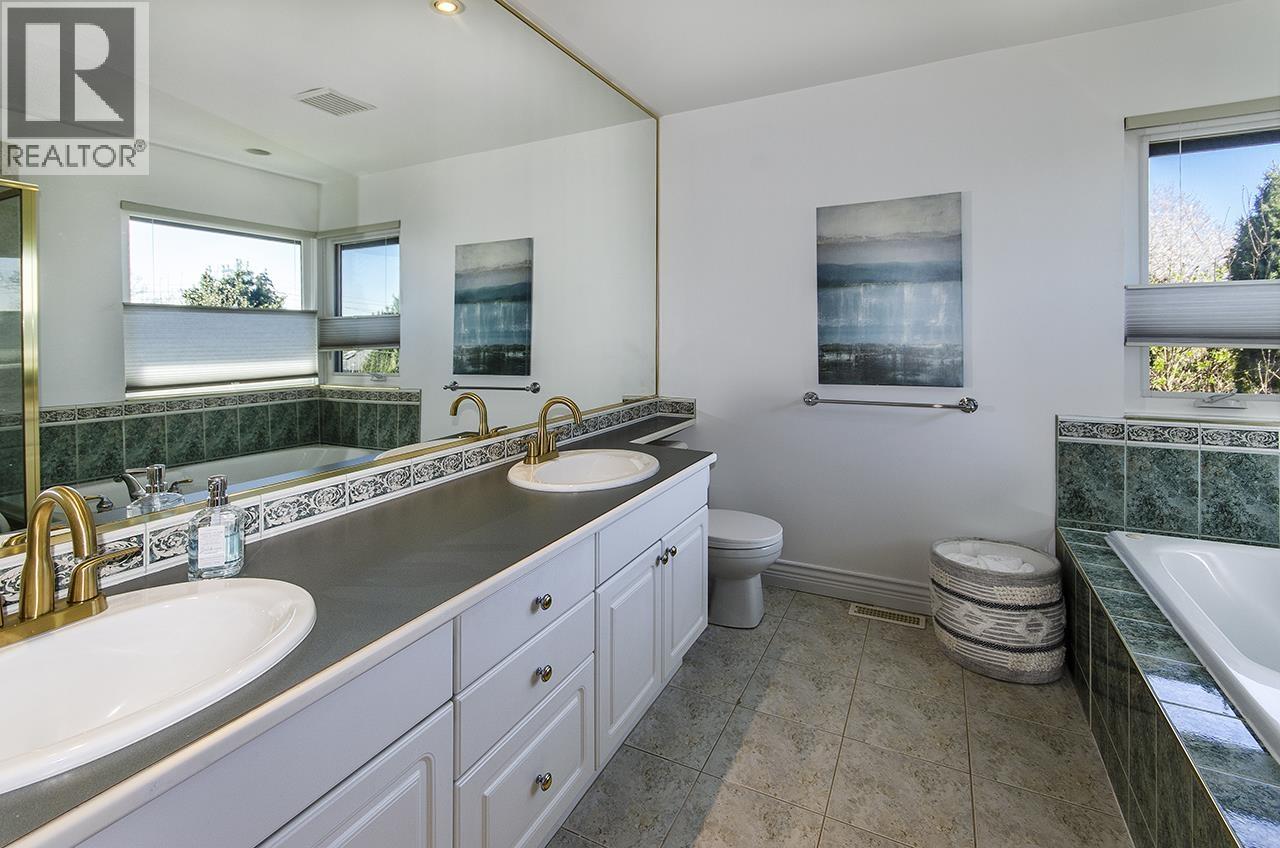 1075 Adderley Street, North Vancouver, British Columbia  V7L 1T4 - Photo 19 - R3111798