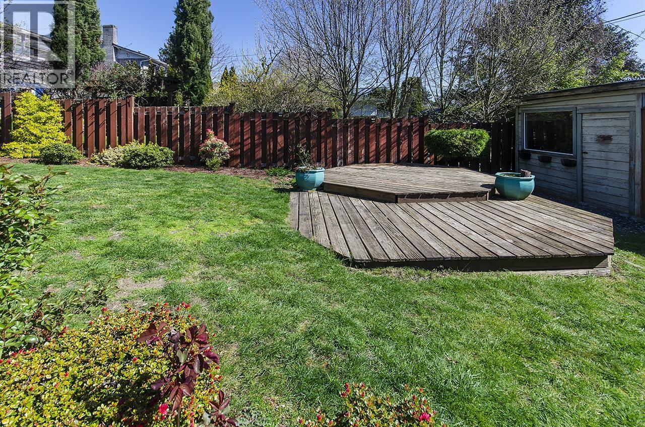 1075 Adderley Street, North Vancouver, British Columbia  V7L 1T4 - Photo 30 - R3111798