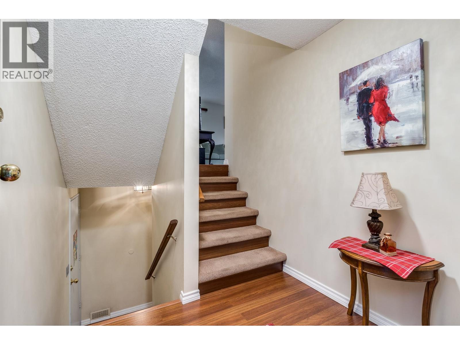 507 Cambridge Way, Port Moody, British Columbia  V3H 3V1 - Photo 3 - R3107439