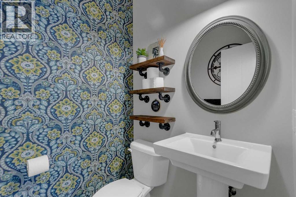 21 Masters Place Se, Calgary, Alberta  T3M 2L4 - Photo 7 - A2299736