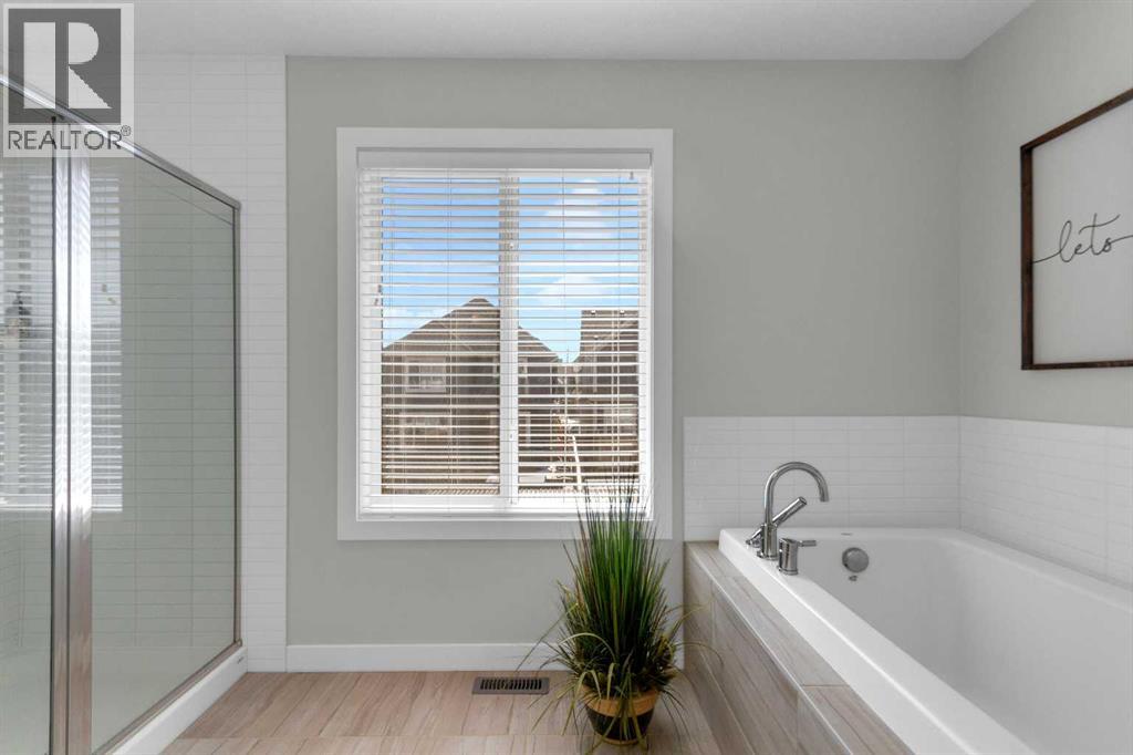 21 Masters Place Se, Calgary, Alberta  T3M 2L4 - Photo 15 - A2299736