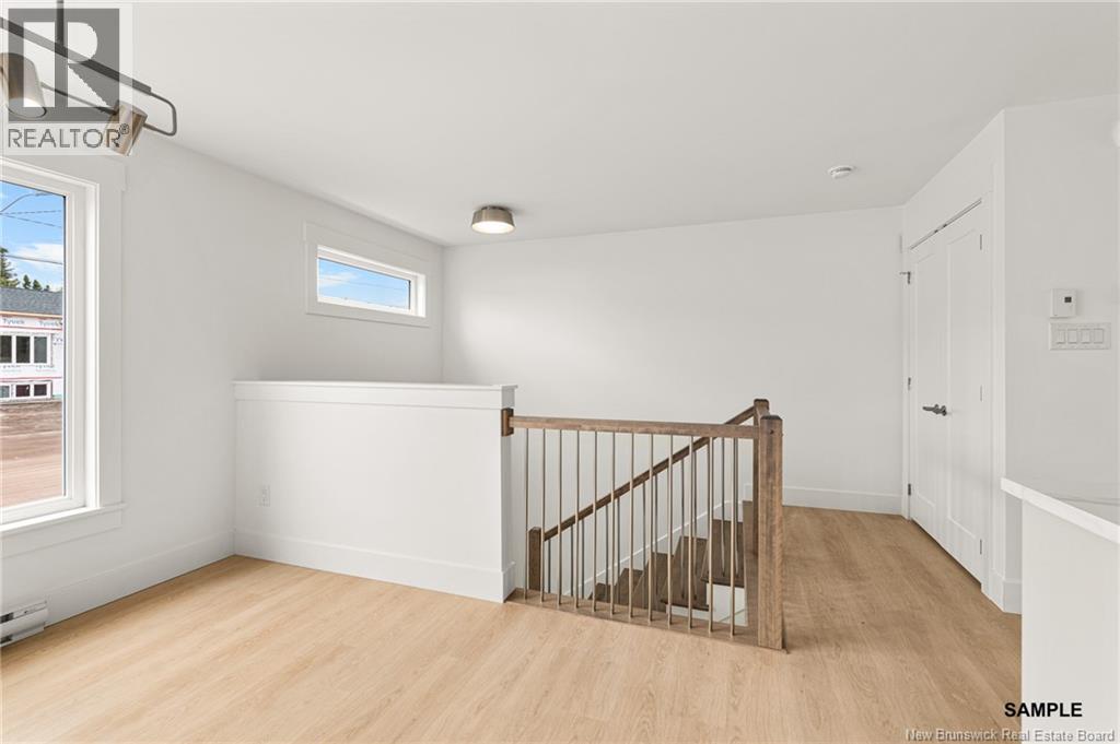 303 Elsliger Street, Dieppe, New Brunswick  E1K 0A5 - Photo 4 - NB136341