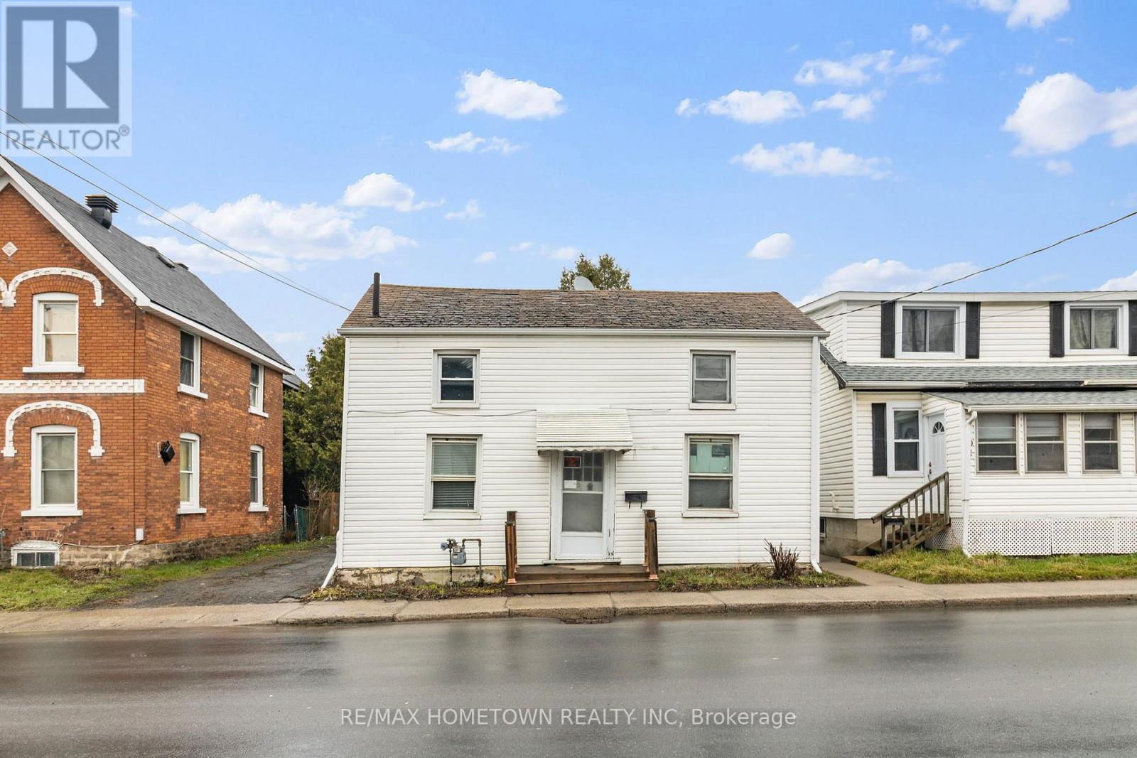 93 PERTH STREET, Brockville, Ontario