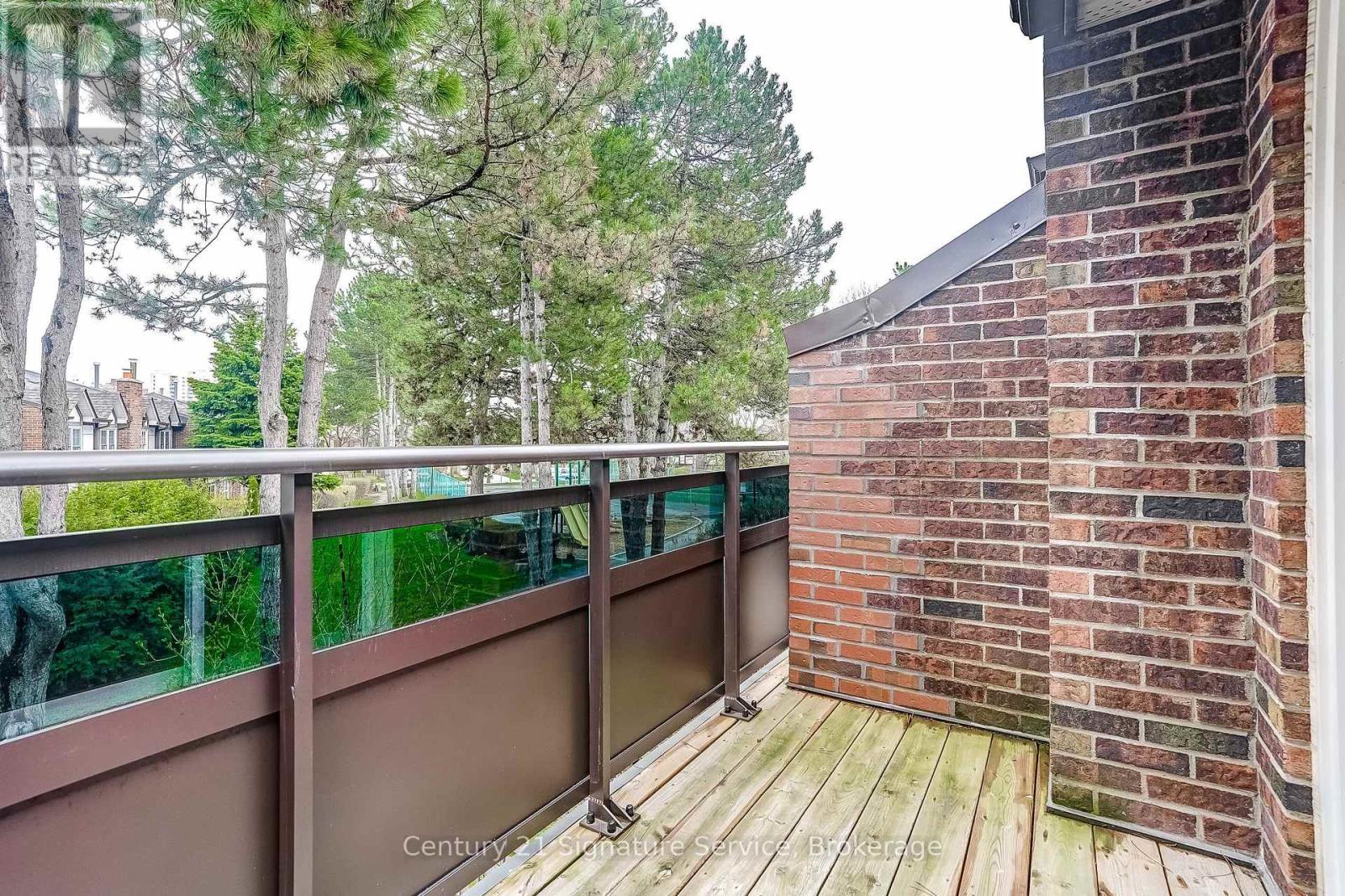 22 - 2120 Rathburn Road E, Mississauga, Ontario  L4W 2S8 - Photo 37 - W13007086