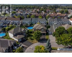 85 WOLISTON CRESCENT, Ottawa, Ontario