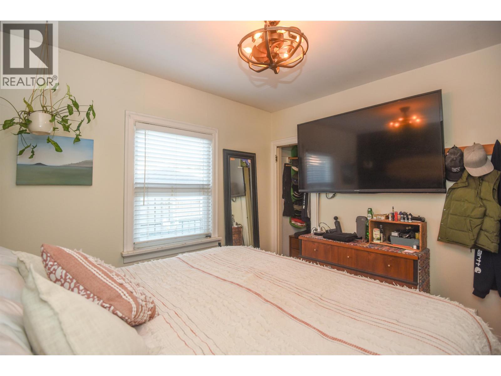 2881 Adanac Street, Vancouver, British Columbia  V5K 2N2 - Photo 9 - R3112328