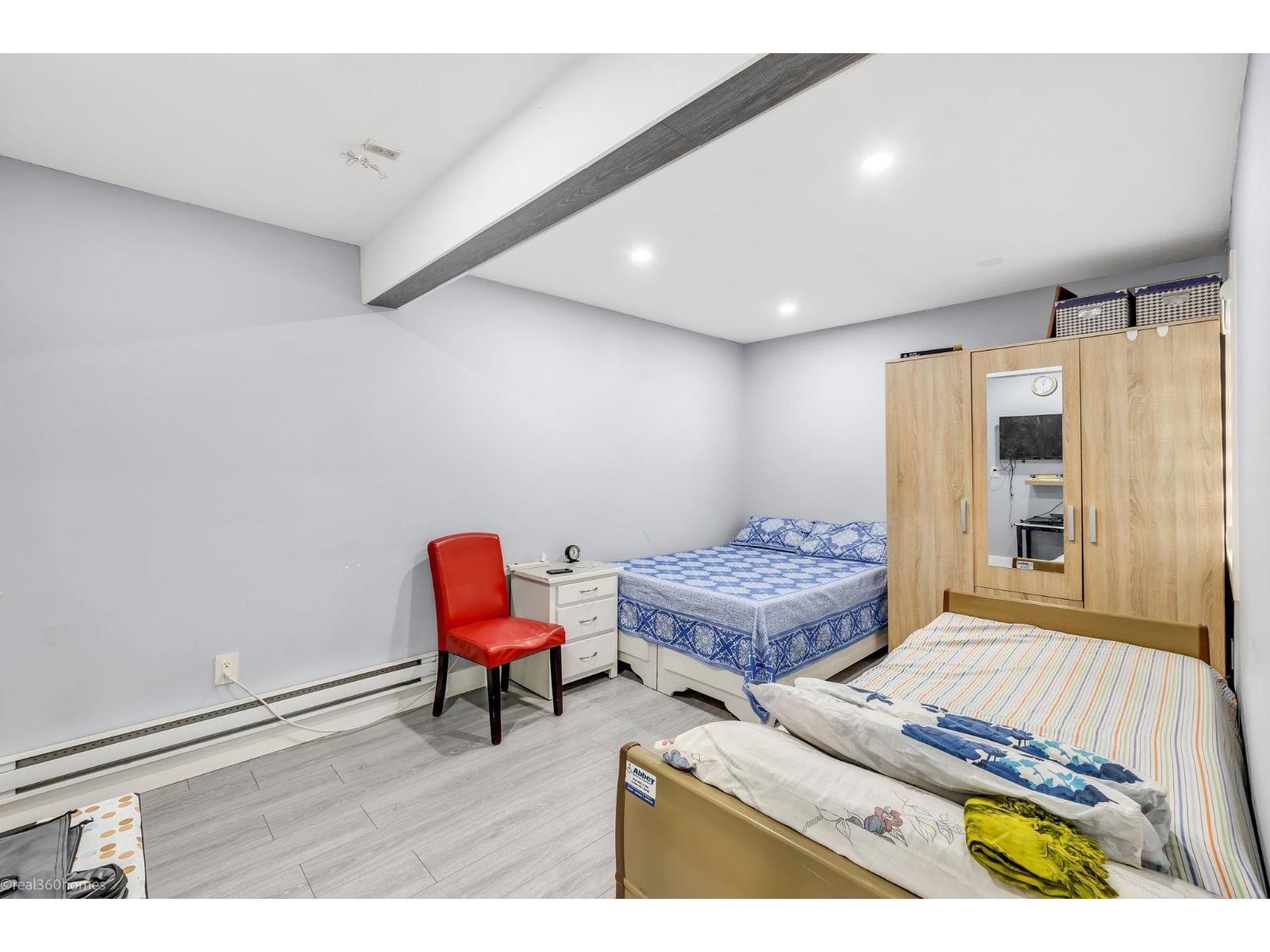 2952 Sidoni Place, Abbotsford, British Columbia  V2T 5K1 - Photo 4 - R3108726