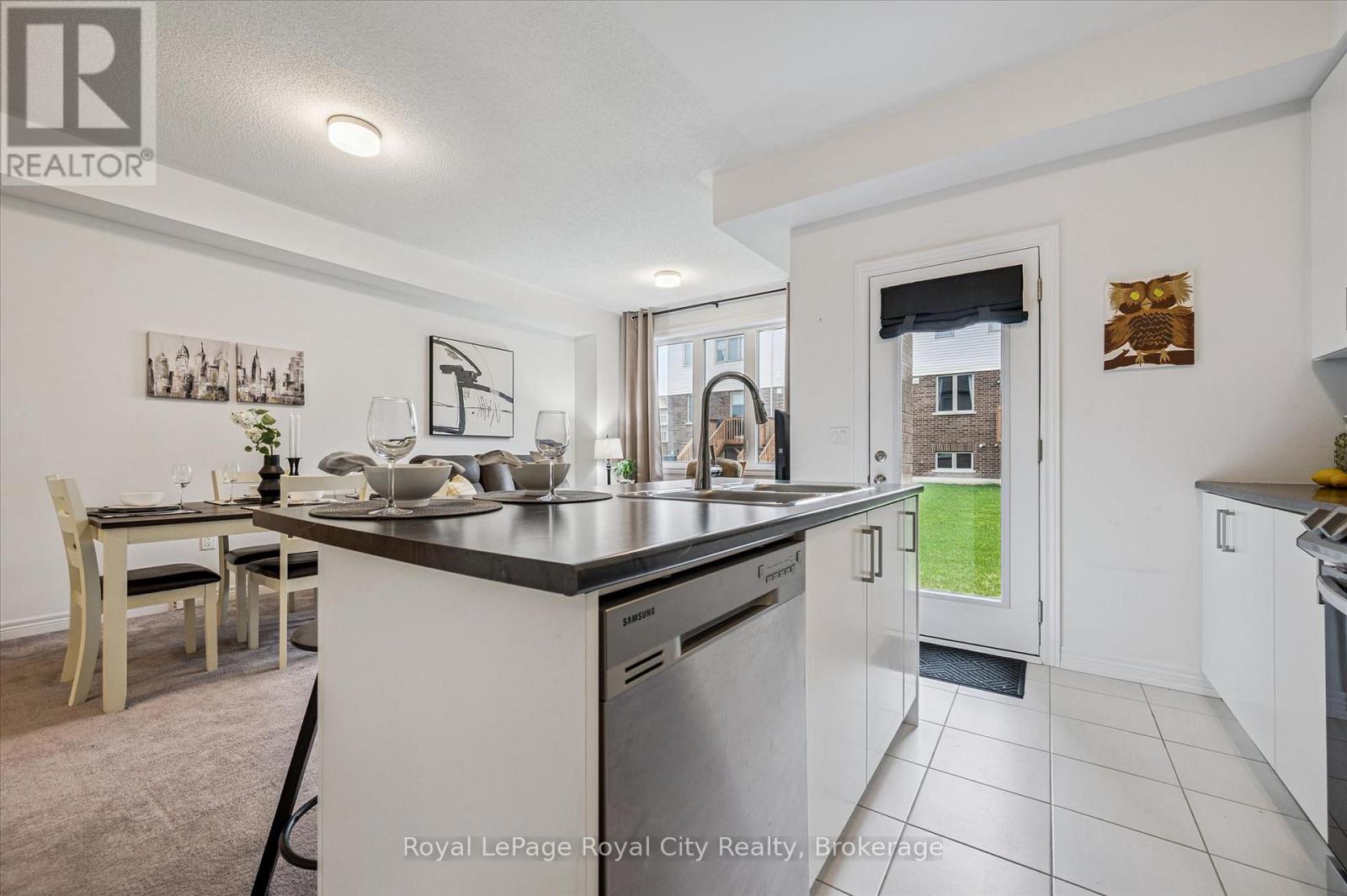 44 Edminston Drive, Centre Wellington, Ontario  N1M 0J1 - Photo 6 - X13007952