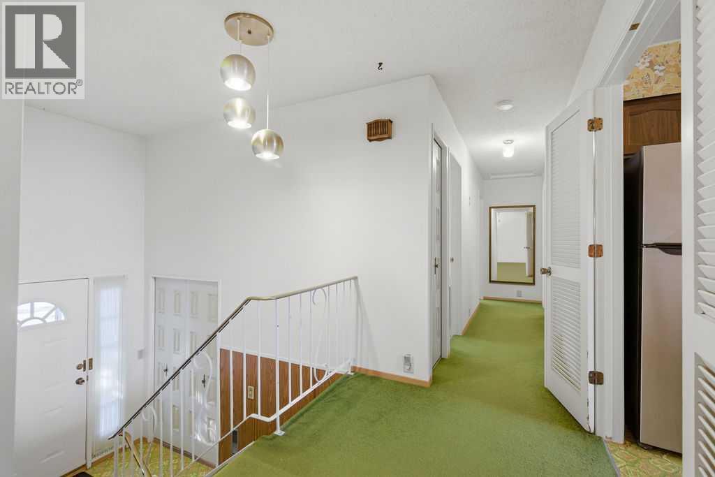 5516 Dalhart Hill Nw, Calgary, Alberta  T3A 1S9 - Photo 19 - A2285431