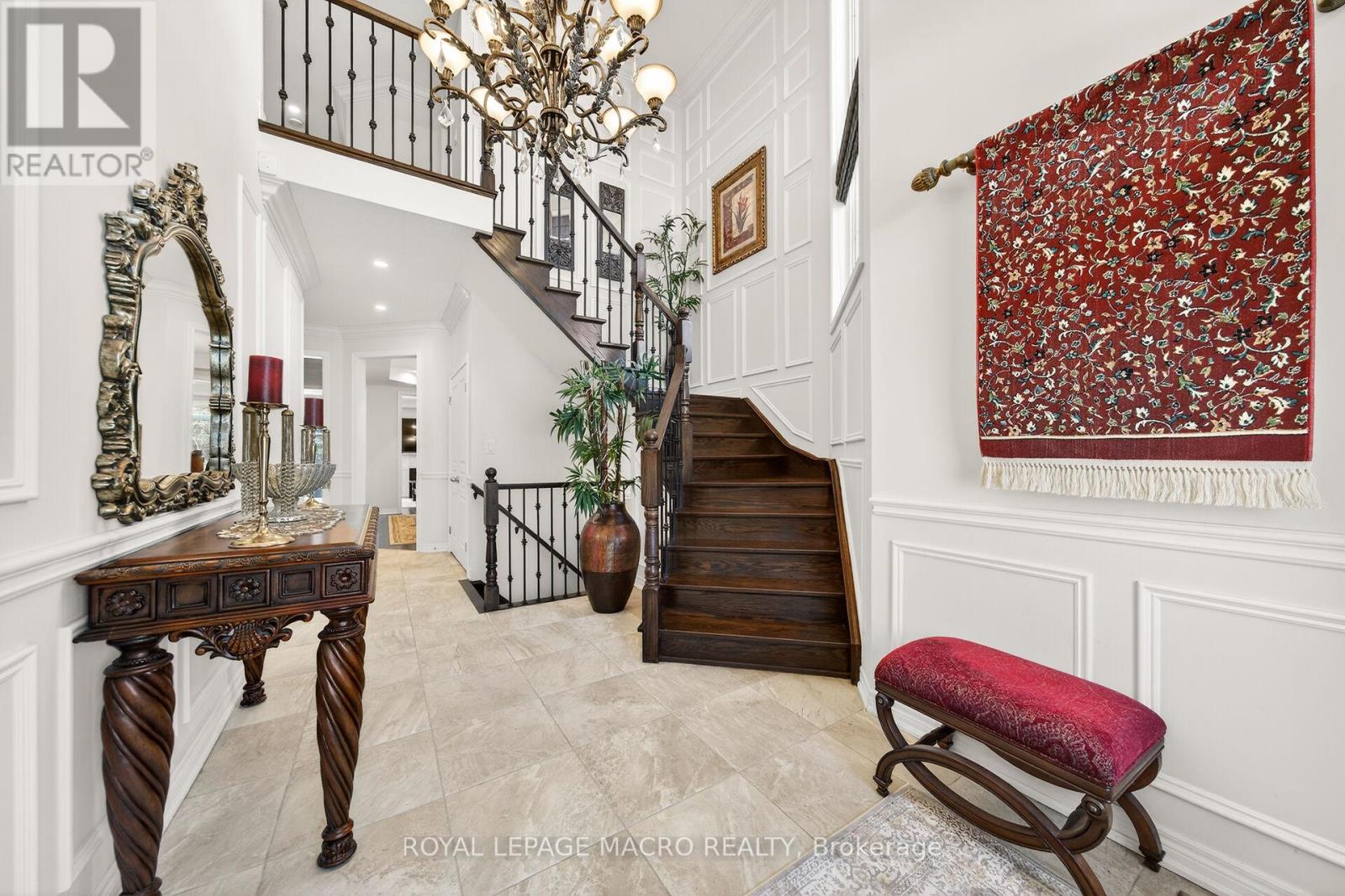 132 Grandell Drive, Hamilton, Ontario  L9K 0H7 - Photo 4 - X12841594