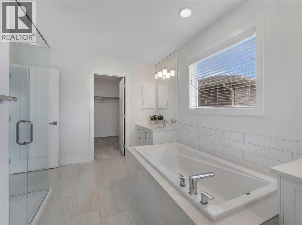 126 Crestridge View Sw, Calgary, Alberta  T3B 1G8 - Photo 18 - A2292278