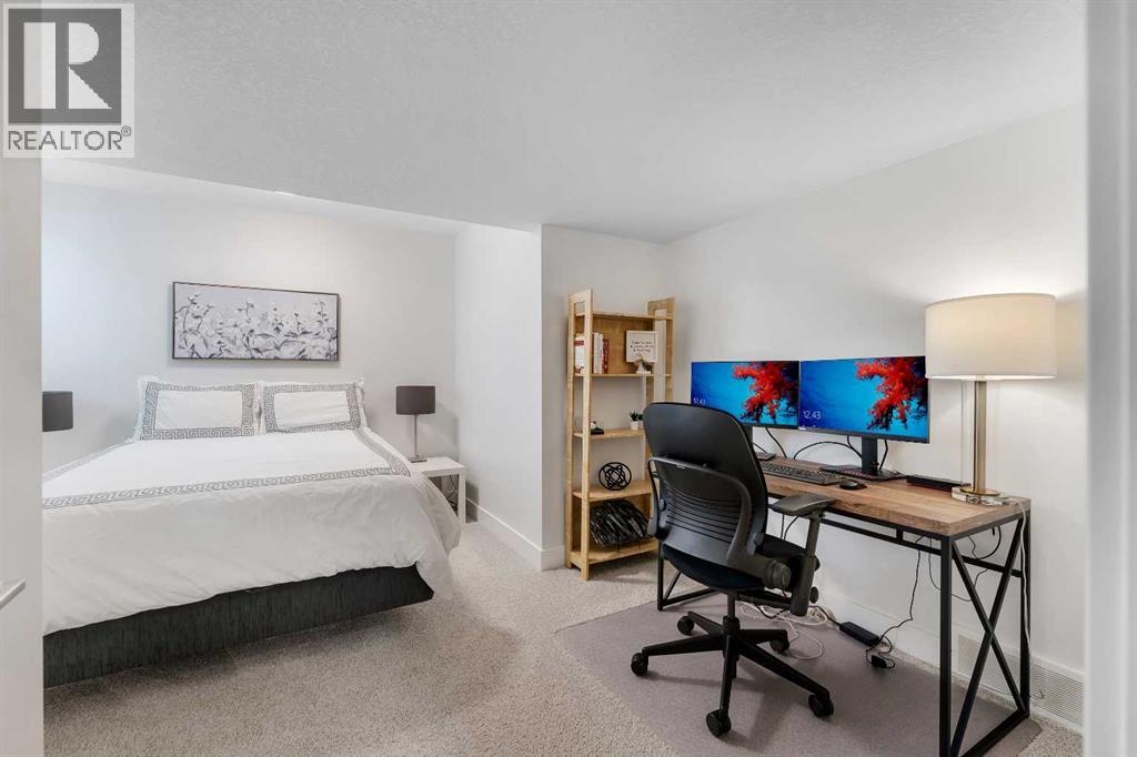 126 Crestridge View Sw, Calgary, Alberta  T3B 1G8 - Photo 26 - A2292278