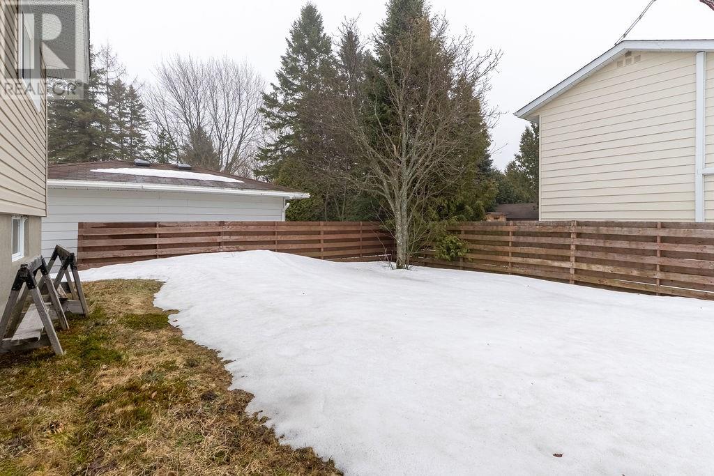 1907 Overbrook Crescent, Greater Sudbury, Ontario  P3E 5H2 - Photo 17 - 2127171