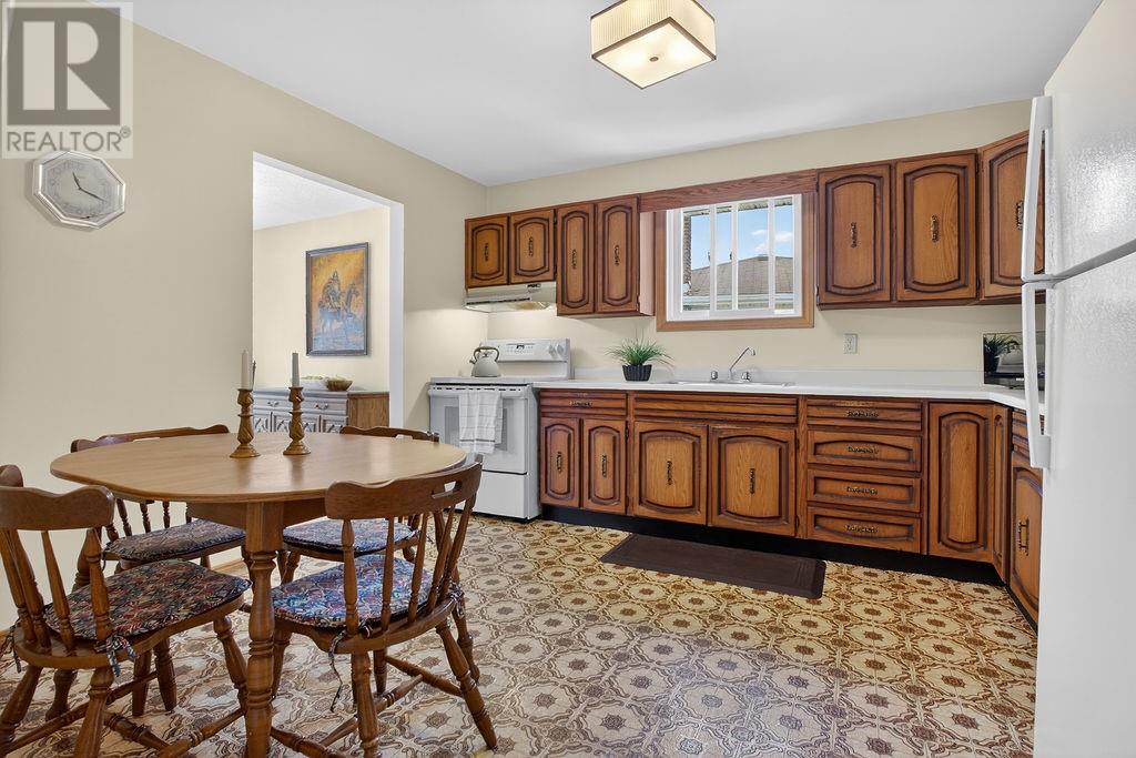 1907 Overbrook Crescent, Greater Sudbury, Ontario  P3E 5H2 - Photo 2 - 2127171