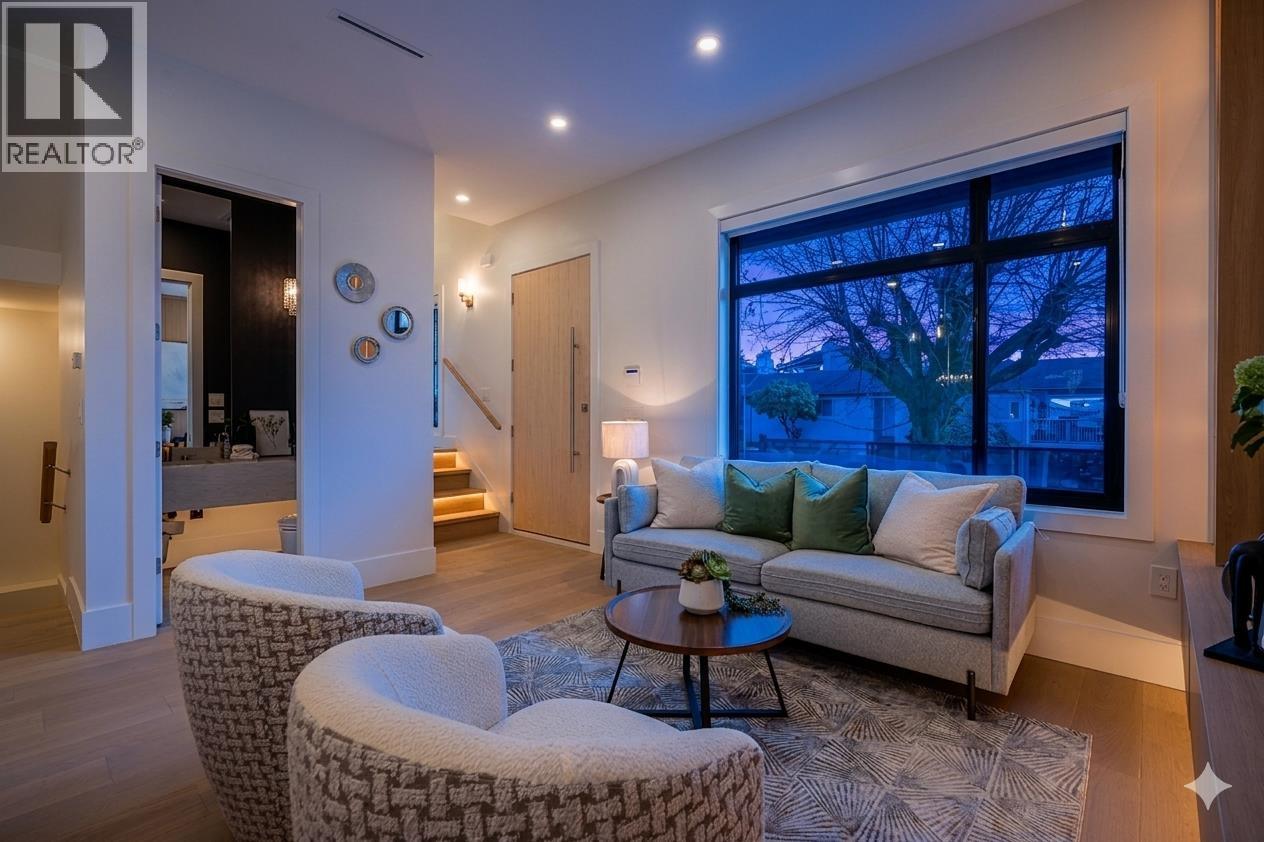 1 4875 Albert Street, Burnaby, British Columbia  V5C 2H4 - Photo 3 - R3102656