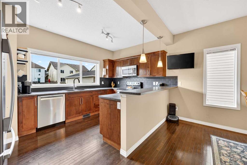 47 Copperpond Heights Se, Calgary, Alberta  T2Z 0W8 - Photo 11 - A2301402