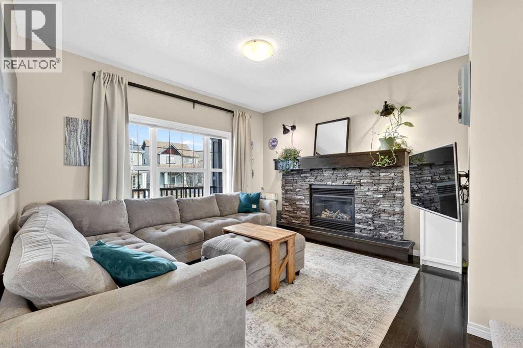 47 Copperpond Heights Se, Calgary, Alberta  T2Z 0W8 - Photo 8 - A2301402