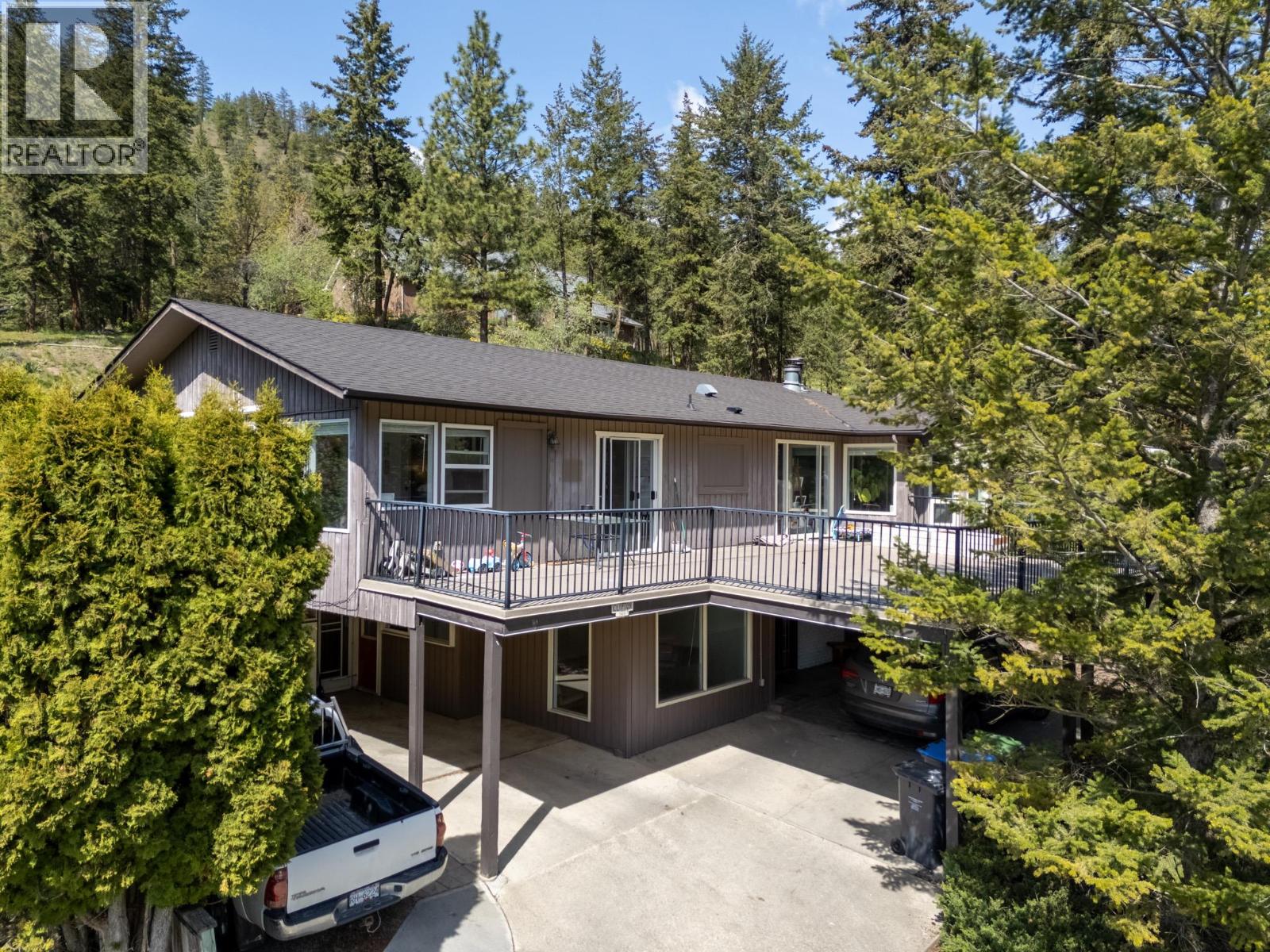 400 Clifton Road, Kelowna, British Columbia