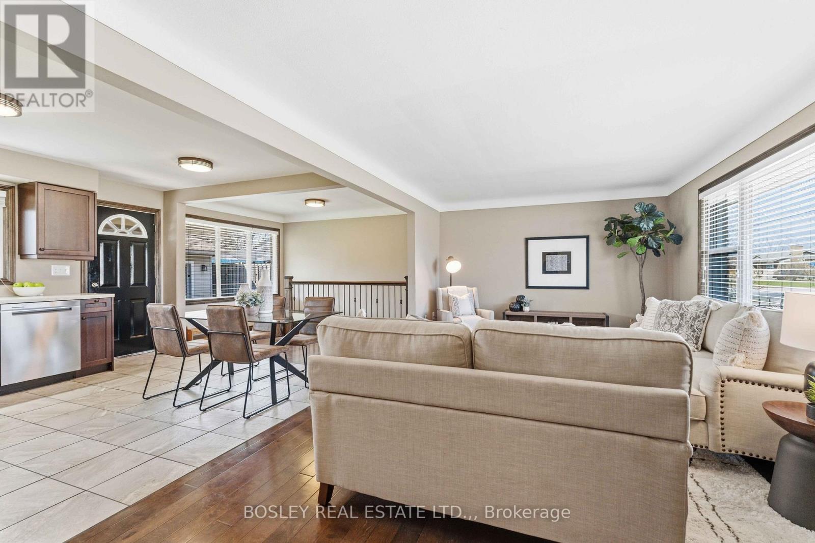 5009 Amelia Crescent, Niagara Falls, Ontario  L2E 5C4 - Photo 11 - X13007598