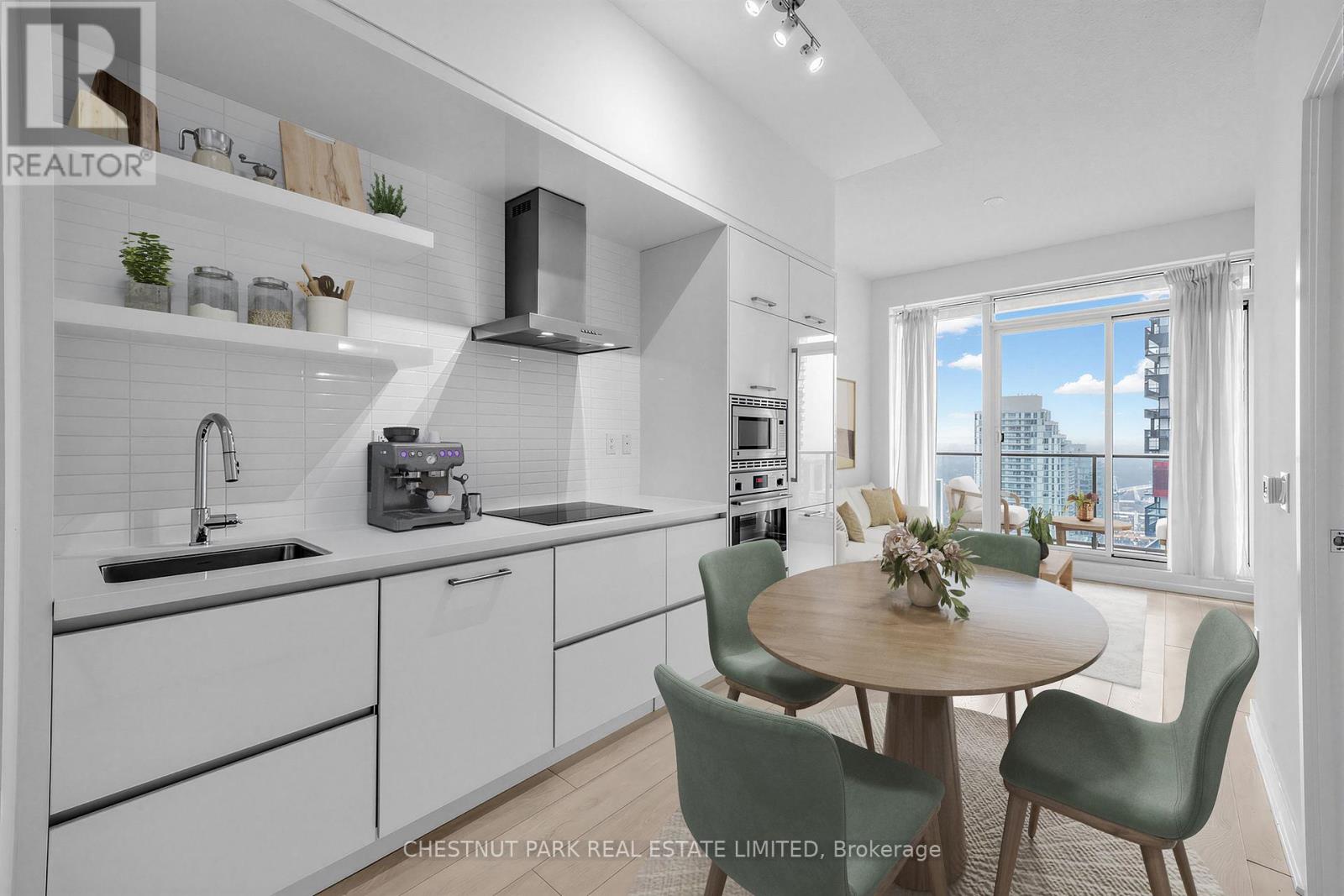 3010 - 2221 Yonge Street, Toronto, Ontario  M4S 2A8 - Photo 3 - C13007878