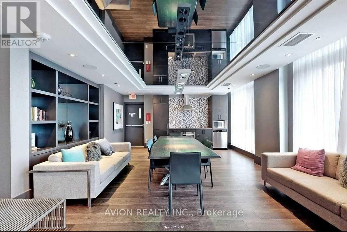 1015 - 297 College Street, Toronto, Ontario  M5T 1S2 - Photo 4 - C13007920