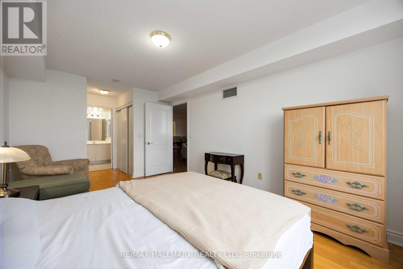 705 - 880 Grandview Way, Toronto, Ontario  M2N 7B2 - Photo 26 - C13007990