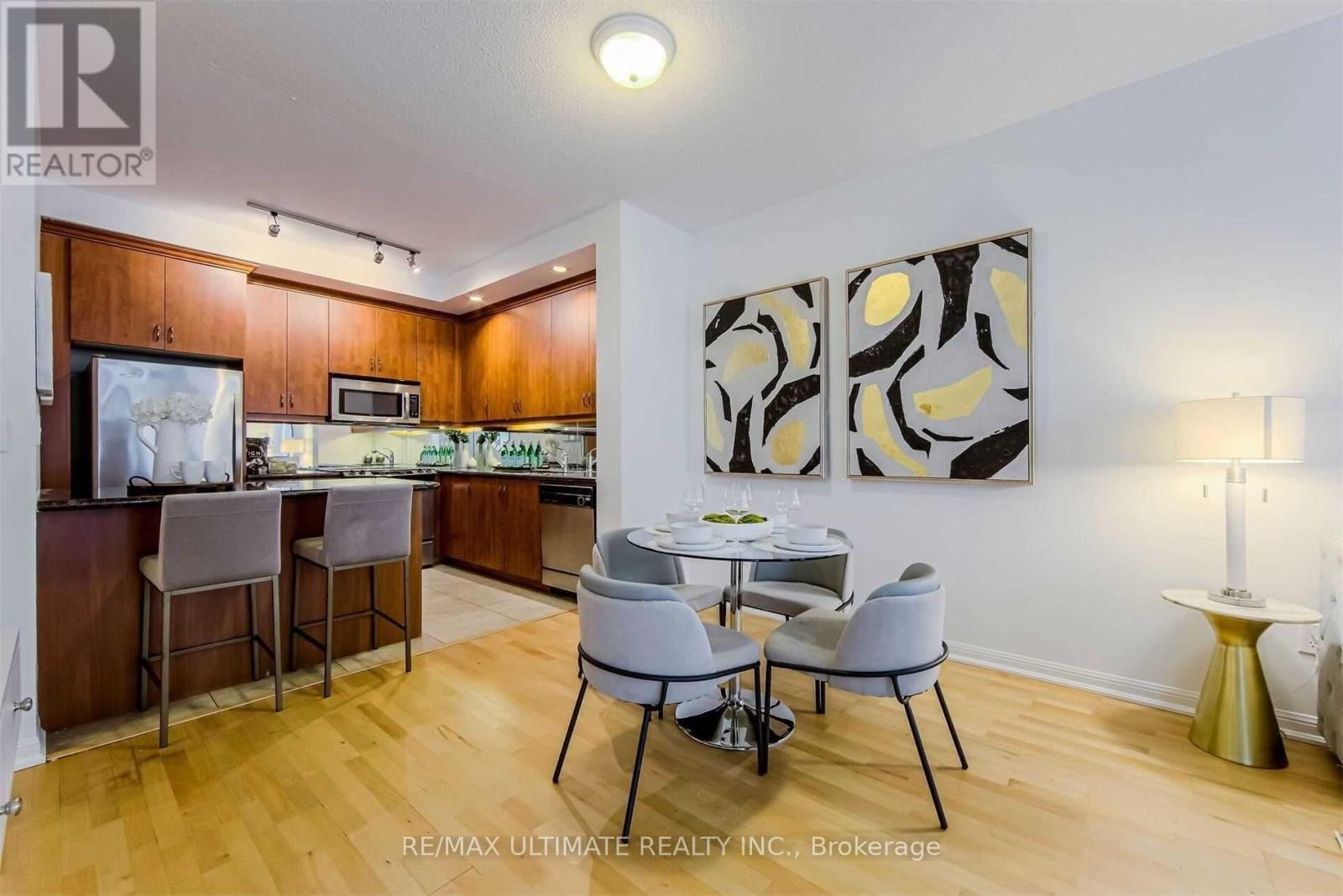 405 - 21 Grand Magazine Street, Toronto, Ontario  M5V 1B5 - Photo 4 - C13007996