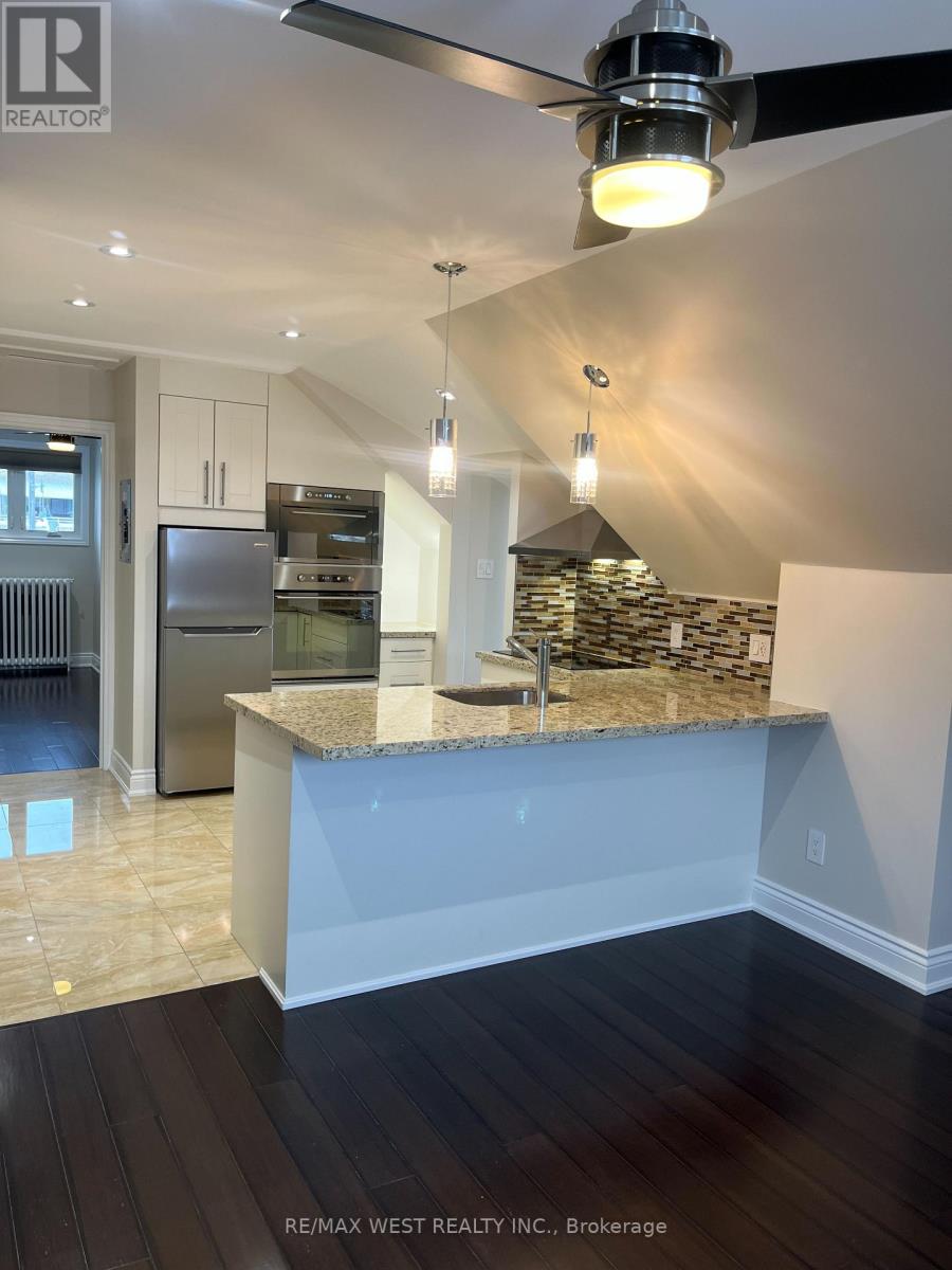 3 - 900 Avenue Road, Toronto, Ontario  M5P 2K6 - Photo 15 - C13008014