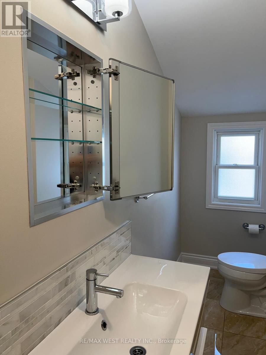 3 - 900 Avenue Road, Toronto, Ontario  M5P 2K6 - Photo 21 - C13008014