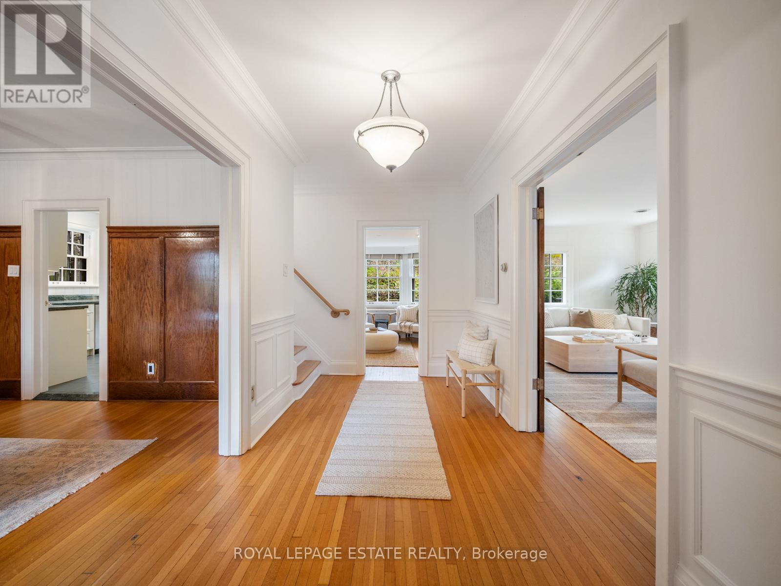 263 Glen Manor Drive E, Toronto, Ontario  M4E 2Y3 - Photo 13 - E13007830