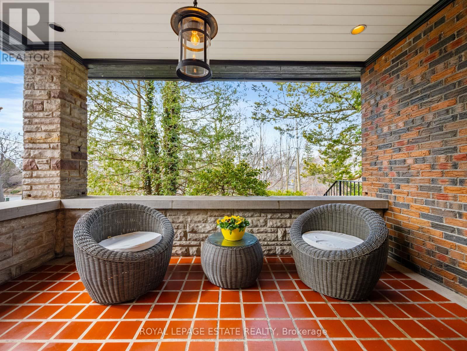 263 Glen Manor Drive E, Toronto, Ontario  M4E 2Y3 - Photo 18 - E13007830