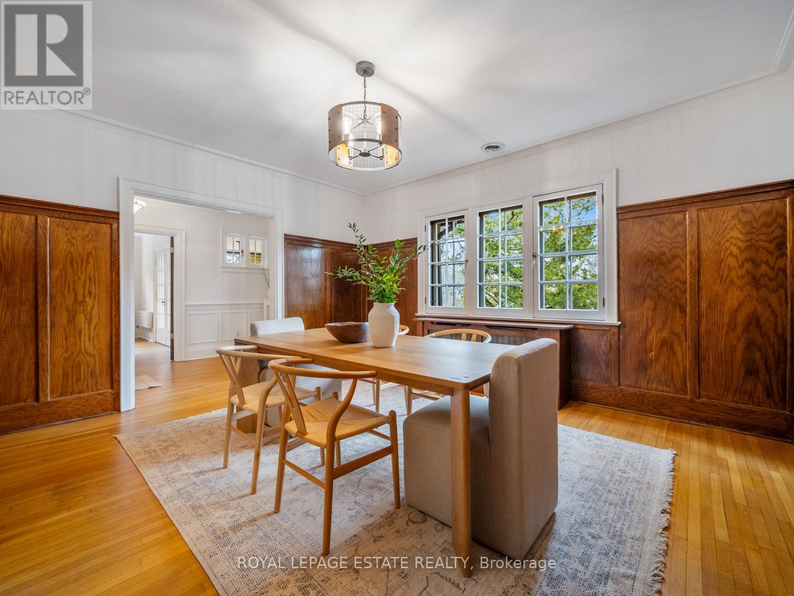 263 Glen Manor Drive E, Toronto, Ontario  M4E 2Y3 - Photo 19 - E13007830