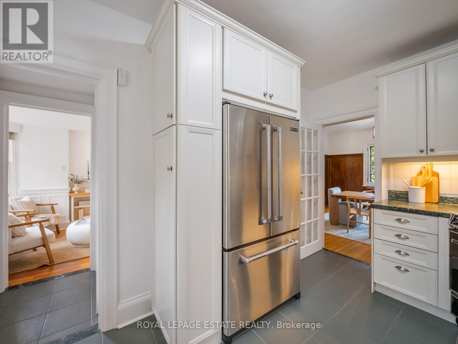 263 Glen Manor Drive E, Toronto, Ontario  M4E 2Y3 - Photo 21 - E13007830