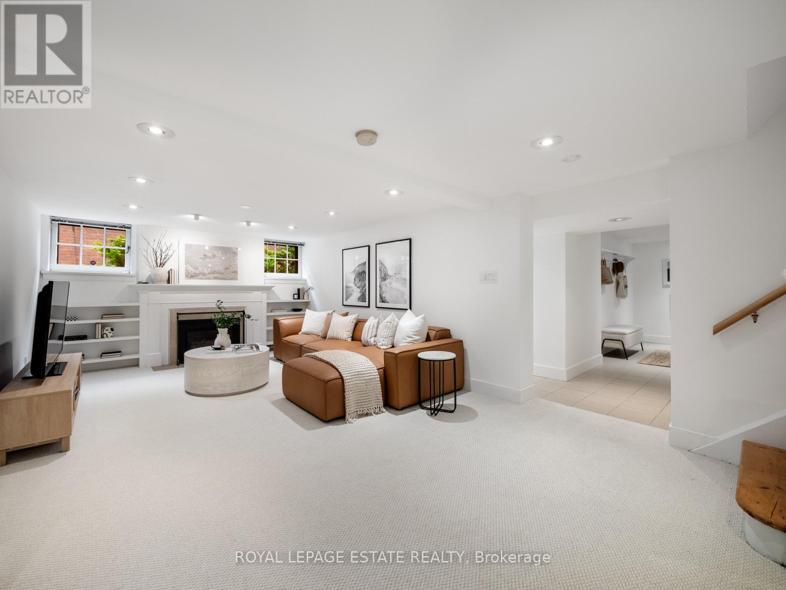 263 Glen Manor Drive E, Toronto, Ontario  M4E 2Y3 - Photo 34 - E13007830