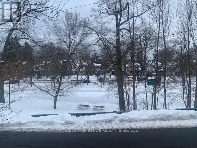 263 Glen Manor Drive E, Toronto, Ontario  M4E 2Y3 - Photo 50 - E13007830