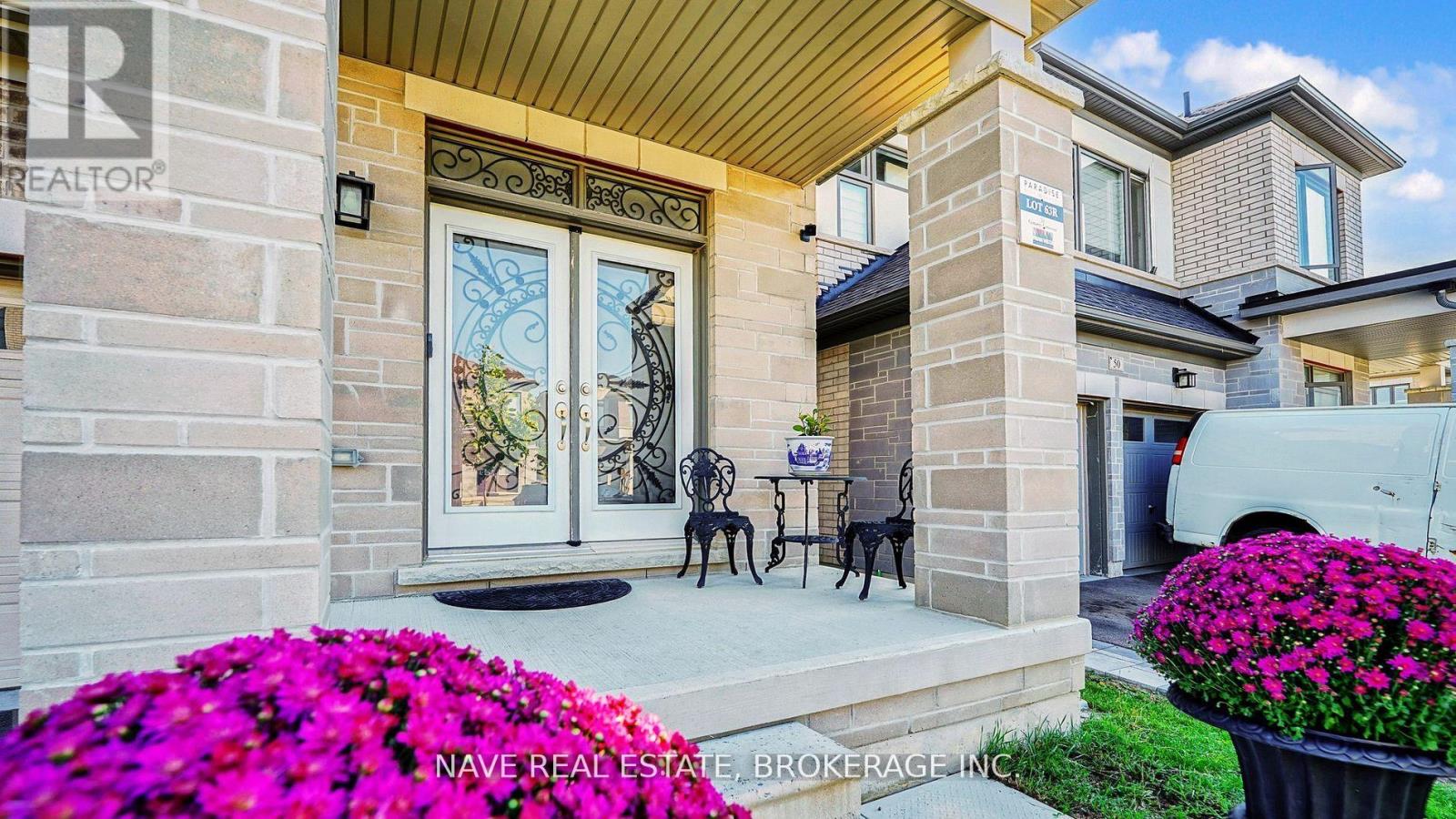 52 CONARTY CRES. CRESCENT, Whitby, Ontario