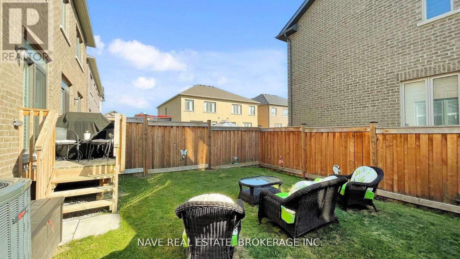 52 Conarty Cres. Crescent, Whitby, Ontario  L1P 0L4 - Photo 24 - E13007848