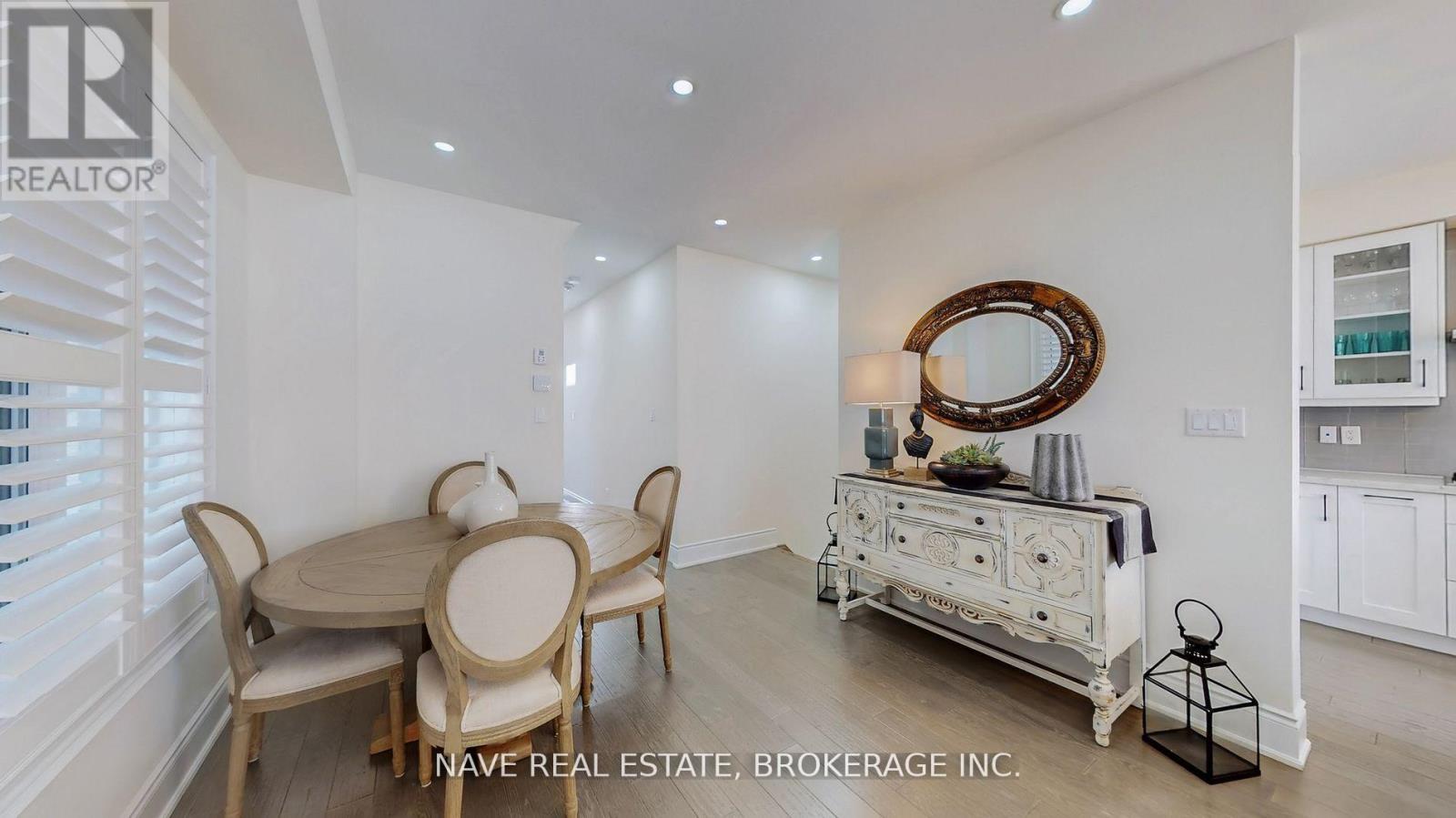 52 Conarty Cres. Crescent, Whitby, Ontario  L1P 0L4 - Photo 5 - E13007848