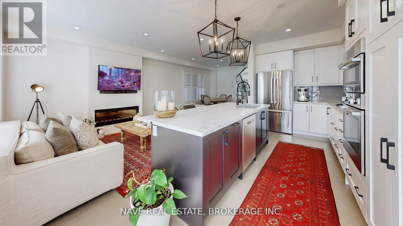 52 Conarty Cres. Crescent, Whitby, Ontario  L1P 0L4 - Photo 7 - E13007848