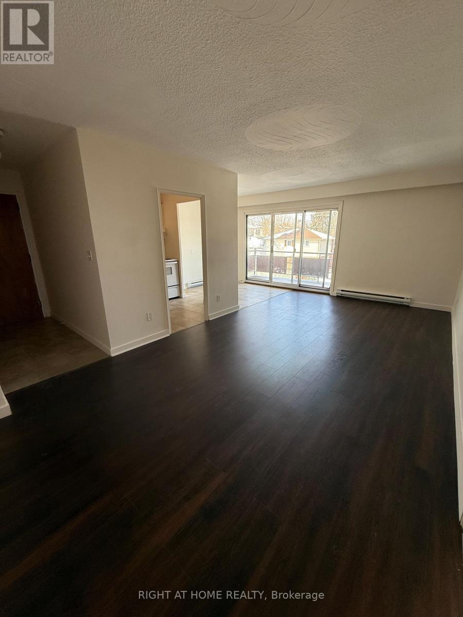 9 - 346 ELGIN COURT, Oshawa, Ontario