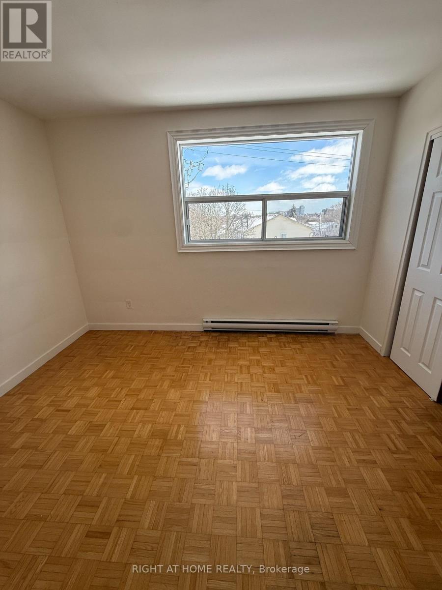 9 - 346 Elgin Court, Oshawa, Ontario  L1J 2P4 - Photo 6 - E13007910