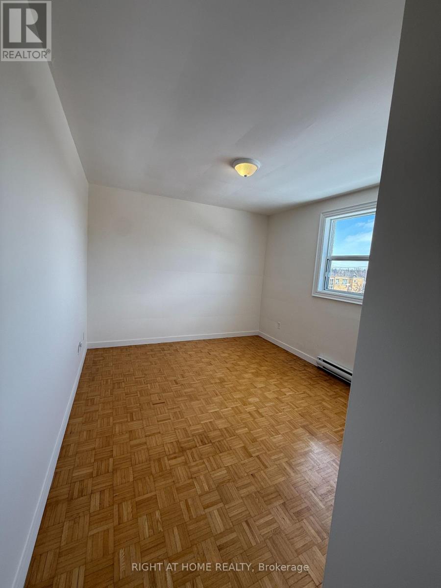 9 - 346 Elgin Court, Oshawa, Ontario  L1J 2P4 - Photo 7 - E13007910