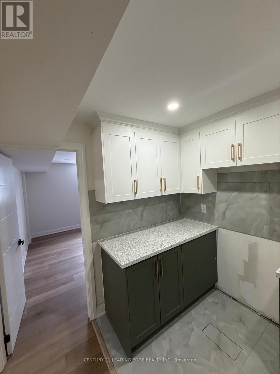 1685 William Lott Drive, Oshawa, Ontario  L1H 7K5 - Photo 4 - E13007954