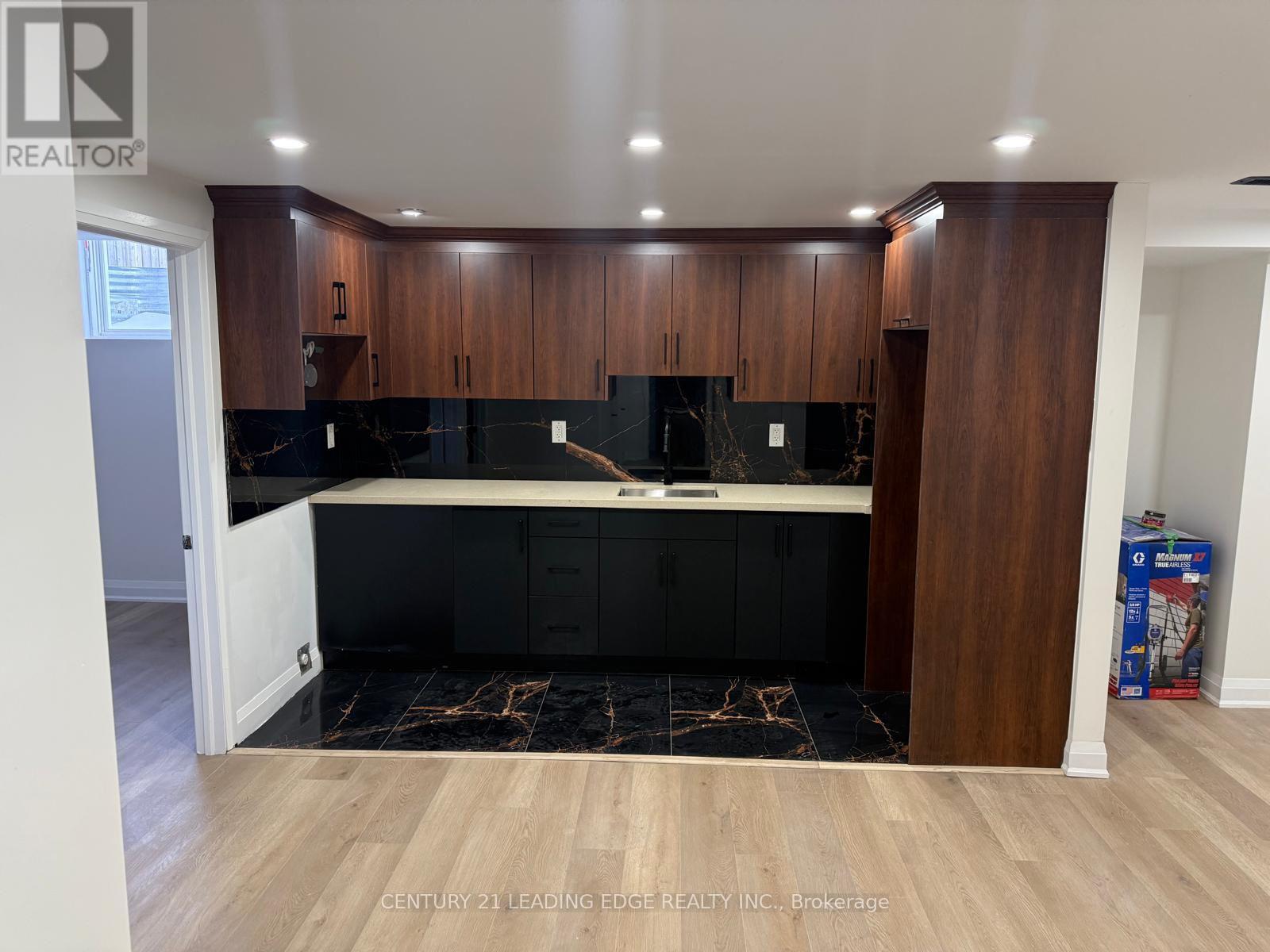 1685 William Lott Drive, Oshawa, Ontario  L1H 7K5 - Photo 6 - E13007954